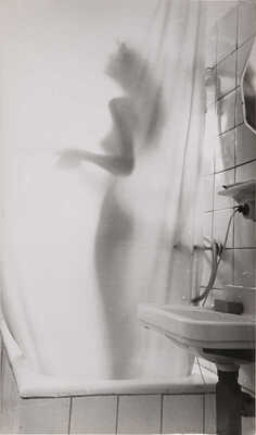 Фотография «В новой квартире» / Фотограф Н. Хорунжий. 1957.